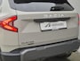 Dacia Duster 1.6 Hybrid 140 Journey Automaat / Fabrieksgarantie tot 04-2028<100.000 / Pack parking / Pack Winter / Draadloze telefoon lader / Apple Carplay/Android Auto / Cruise control / Climate control / Stuur & Stoelverwarming /