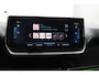 Peugeot e-2008 EV GT 50 kWh | Navigatie | Camera | Adapt. Cruise Control | Stoelverw. | Carplay | PDC A | LMV 17 Inch
