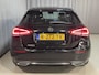 Mercedes-Benz A-klasse 180 Advantage 17"/Sfeerverlichting/LED/Climate/Stoelverwarming/Apple Carplay & Android Auto
