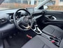 Toyota Yaris 1.5 VVT-i Business Plus | Adap. Cruise Control | 125PK | NAVI | Carplay | Achteruitrijcamera | Digitaal Display | All-seasonbanden