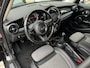 MINI Cooper Mini 1.5 Classic Chili Turbo 136 PK 5 Deurs / Airco / Navigatie / Apple CarPlay / 16" 5 Spoke Velg / Sport Int / Park Sensors / 1e Eigenaar!