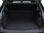 Volkswagen Tiguan 1.4 TSI eHybrid R-Line Business | Trekhaak wegklapbaar | Matrix LED | Elektrische klep | Stoel- en stuurverwarming |