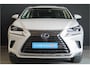 Lexus NX 300h AWD Luxury Line |groot scherm|dealer onderhouden|schuifdak|leder|Apple/Android|