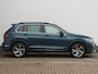 Volkswagen Tiguan 1.5 TSI 150pk R-Line | Leder | Elektrische klep | Achteruitrijcamera | Stoel- en stuurverwarming |