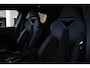 Alfa Romeo Junior Elettrica VELOCE 280PK 54 kWh | SPORT PACK (SABELT SPORTSTOELEN ELEKTRISCH BEDIENBAAR OP DE BESTUURDERSSTOEL/STOEL VERWARMING/ALUMINIUM INSTAPLIJSTEN EN PEDALEN/PERFROMANCE STUURWIEL MET ALCANTARA/PERFORMANCE BODYKIT "PROGRESSO"/AMBIENT LIGHT/GETINTE ACHETRRUITEN | TECHNO PACK (LED MATRIX KOPLAMPEN/AUTOMATISCH DIMMENDE BINNENSPIEGEL/DRAADLOZE TELEFOONLADER/DODEHOEK DETECTIE/NAVIGATIE/ELEKTRISCH BEDIENBARE ACHTERKLEP/KEYLESS ENTRY/KEYLESS START/ADAPTIVE CRUISE CONTROL/ACHTERUITRIJ CAMERA) | DRAADLOZE APPLE CARPLAY/ANDROID AUTO | 20" LICHTMETALEN VELGEN "VENTI" | RODE REMKLAUWEN | DC SNELLADER | "TORSEN" SPERDIFFERENTIEEL | GROTERE REMSCHIJVEN VOOR |