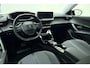 Peugeot e-2008 EV Allure Pack 50 kWh | Navigatie | Apple Carplay/Android Auto | Climate&Cruise Control| Camera | LM velgen