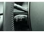 Peugeot e-2008 EV Allure Pack 50 kWh | Navigatie | Apple Carplay/Android Auto | Climate&Cruise Control| Camera | LM velgen