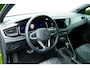 Volkswagen Taigo 1.5 150pk TSI R-Line Business. Virt Cockpit, StoelVerw, IQ Led, Camera, Haak 1200kg
