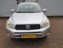 Toyota RAV4 2.0 VVTi Linea Sol Automaat 4 WD | Clima | Cruise | LM Velgen | Metallic Lak | PDC voor en achter | RIJKLAAR INCL 6 MAANDEN GARANTIE OP MOTOR EN AUTOMAATBAK