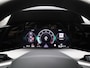 Volkswagen Golf 1.5 eHybrid Life Edition | Camera | Parkeersensoren | Stoel/stuur verwarming | Cruise control | Navigatie | Apple carplay |