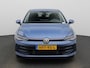 Volkswagen Golf 1.5 eHybrid Life Edition | Camera | Parkeersensoren | Stoel/stuur verwarming | Cruise control | Navigatie | Apple carplay |