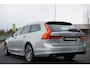 Volvo V90 2.0 T4 Business Luxury+ | Adaptieve Cruise Control | Schuif -/ Kanteldak | Stoelverwarming | Trekhaak | Adaptieve LED Koplampen | Leder |