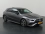 Mercedes-Benz A-klasse 180 AMG Line | Premium pack | Night pakket | Panoramadak | Stoelverwarming |