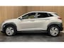 Hyundai Kona Electric EV Fashion 64 kWh|100% SOH|FACELIFT|3-FASE|DAKJE|HEAD-UP|ACC|CAMERA|CARPLAY|NAVI|NL- AUTO|NAP|INCL. BTW|1e EIG.|