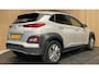 Hyundai Kona Electric EV Fashion 64 kWh|100% SOH|FACELIFT|3-FASE|DAKJE|HEAD-UP|ACC|CAMERA|CARPLAY|NAVI|NL- AUTO|NAP|INCL. BTW|1e EIG.|