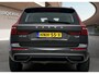 Volvo XC60 2.0 T6 Plug-in hybrid AWD Ultra Dark | Trekhaak | PDC V+A en 360 camera | BLIS | Panoramadak | Stoel + Stuurverwarming | Keyless Entry + Start |