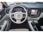 Volvo V60 2.0 T6 Plug-in hybrid AWD Ultra Bright | Adaptieve Cruise Control | Dodehoek Detectie | 360 Camera | Adaptieve Koplampen | Head-Up Display | Leder Blond | Elektr. Stoelen | Stoel+Stuurverwarming