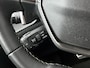 Peugeot 2008 SUV GT 130pk Automaat | Navigatie | Camera v+a | Leder/Alcantara | Stoel elektrisch+verwarmd+massage | Full Led koplampen | Parkeersensoren v+a | Keyless | Adaptieve Cruise Control | Dodehoeksensor | DAB+ radio | Draadloze Apple Carplay / Android Auto + telefoonlader | Donker getint glas | 17" lichtmetalen velgen |