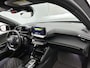 Peugeot 2008 SUV GT 130pk Automaat | Navigatie | Camera v+a | Leder/Alcantara | Stoel elektrisch+verwarmd+massage | Full Led koplampen | Parkeersensoren v+a | Keyless | Adaptieve Cruise Control | Dodehoeksensor | DAB+ radio | Draadloze Apple Carplay / Android Auto + telefoonlader | Donker getint glas | 17" lichtmetalen velgen |
