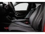 Peugeot e-2008 EV Allure 50 kWh 3-Fase/ Navigatie/ Stoelverwarming/ Camera/ Carplay/ 18" Lmv