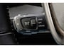 Peugeot e-2008 EV Allure 50 kWh 3-Fase/ Navigatie/ Stoelverwarming/ Camera/ Carplay/ 18" Lmv
