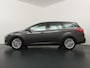 Ford Focus Wagon 1.5 Titanium - Navigatie - Climate Control - Trekhaak