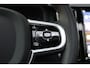 Volvo XC60 2.0 T6 Plug-in hybrid AWD Plus Dark - ACC - 360 Camera - Pano - H&K - Stoel/Stuurverwarming - Memory - BLIS - Keyless - Rijklaar