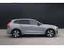 Volvo XC60 2.0 T6 Plug-in hybrid AWD Plus Dark - ACC - 360 Camera - Pano - H&K - Stoel/Stuurverwarming - Memory - BLIS - Keyless - Rijklaar