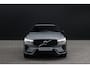 Volvo XC60 2.0 T6 Plug-in hybrid AWD Plus Dark - ACC - 360 Camera - Pano - H&K - Stoel/Stuurverwarming - Memory - BLIS - Keyless - Rijklaar