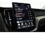 Volvo XC60 2.0 T8 Plug-in hybrid AWD Ultra Dark "Forest Lake" | Facelift | Memory | Pano | Luchtvering | Massage | Bowers & Wilkins