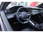 Peugeot 308 SW 1.6 Plug-in Hybrid 180PK GT | PANORAMISCH SCHUIF/KANTEL DAK | TREKHAAK | ALCANTARA BEKLEDING MET EEN ELEKTRISCH BEDIENBARE BESTUURDERSSTOEL | 18" LICHTMETALEN VELGEN "PORTLAND" | FOCAL AUDIO SYSTEM | STOEL/STUUR VERWARMING | NAVIGATIE | DRAADLOZE APPLE CARPLAY/ANDROID AUTO | DRAADLOZE TELEFOONLADER | PARKEERSENSOREN VOOR + ACHTER | ACHTERUITRIJ CAMERA | ELEKTRISCH BEDIENBARE ACHTERKLEP |