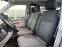 Volkswagen Transporter Kombi 2.0 TDI / 150 PK/ APP-CONNECT/ 9-PERSOONS/ STOELVERWARMING/ CRUISE CONTROL/ TREKHAAK/ DAB/ AIRCO/ ISOFIX