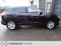 Nissan Qashqai 1.2 Connect Edition, Trekhaak, Panorama dak, Ned. Auto, AUR camera, Navigatie, DAB