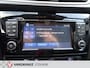 Nissan Qashqai 1.2 Connect Edition, Trekhaak, Panorama dak, Ned. Auto, AUR camera, Navigatie, DAB