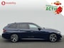 BMW 3-Serie Touring 320e High Executive M-Sport LCI Wide Screen Apple CarPlay | DAB | Leer | Stoelverwarming