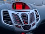 Ford Fiesta 1.4 Ghia / Climate / LM / 5DRS / Stoelverwarming