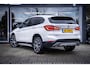 BMW X1 SDrive20i Orange Edition III|Trekhaak|Pano|LED|Ambiance|Camera