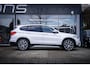 BMW X1 SDrive20i Orange Edition III|Trekhaak|Pano|LED|Ambiance|Camera