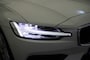 Volvo V60 2.0 B3 Momentum Business Automaat - Carplay, Digital Cockpit