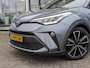 Toyota C-HR 1.8 Hybrid Dynamic | Trekhaak | ACC | PDC V+A | LED | BSM | Elek. inklapbare spiegels | 19" Lichtmetaal