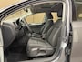Volkswagen Golf 1.2 TSI Tour * Navigatie / Airco / LM Velgen / 70.789 km + NAP / NL Auto *