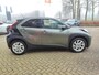 Toyota Aygo X 1.0 VVT-i AUTOMAAT PULSE STOELVERWARMING 4S-BANDEN APPLE/ANDROID CAMERA CLIMA LM-VELGEN