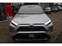 Toyota RAV4 2.5 HYBRID AWD STYLE APPLE/ANDROID LEDER STOEL/STUUR/VOORRUITVERWARM. ELEK. ACHTERKLEP. 1650KG-TREK. CAMERA P-SENSOREN KEYLESS
