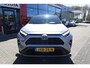 Toyota RAV4 2.5 HYBRID AWD STYLE APPLE/ANDROID LEDER STOEL/STUUR/VOORRUITVERWARM. ELEK. ACHTERKLEP. 1650KG-TREK. CAMERA P-SENSOREN KEYLESS