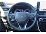 Toyota RAV4 2.5 HYBRID AWD STYLE APPLE/ANDROID LEDER STOEL/STUUR/VOORRUITVERWARM. ELEK. ACHTERKLEP. 1650KG-TREK. CAMERA P-SENSOREN KEYLESS