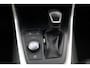 Toyota RAV4 2.5 HYBRID AWD STYLE APPLE/ANDROID LEDER STOEL/STUUR/VOORRUITVERWARM. ELEK. ACHTERKLEP. 1650KG-TREK. CAMERA P-SENSOREN KEYLESS