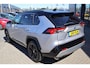 Toyota RAV4 2.5 HYBRID AWD STYLE APPLE/ANDROID LEDER STOEL/STUUR/VOORRUITVERWARM. ELEK. ACHTERKLEP. 1650KG-TREK. CAMERA P-SENSOREN KEYLESS