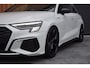 Audi A3 Sportback 45 TFSI e S-line Competition | RS stoelen | Pano | 19"