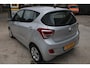 Hyundai i10 1.0i Parkeersens. A, Bluetooth, Airco, Cruise control, Stoelverwarming, Leder, Stuurverwarming, Boordcomputer, Elektrische ramen