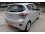 Hyundai i10 1.0i Parkeersens. A, Bluetooth, Airco, Cruise control, Stoelverwarming, Leder, Stuurverwarming, Boordcomputer, Elektrische ramen